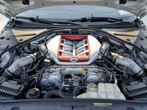 Used 2016 Nissan GT-R Premium AWD/4WD image 15