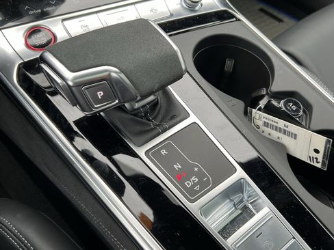 Used 2024 Audi RS 7 Performance image 26