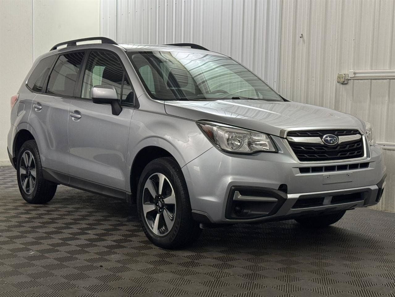 Used 2018 Subaru Forester 2.5i Premium w/ All-Weather Package AWD/4WD image 6
