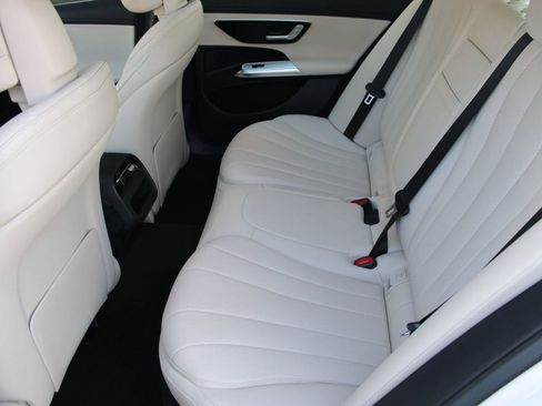 Used 2026 Mercedes-Benz E 350 Sedan image 15