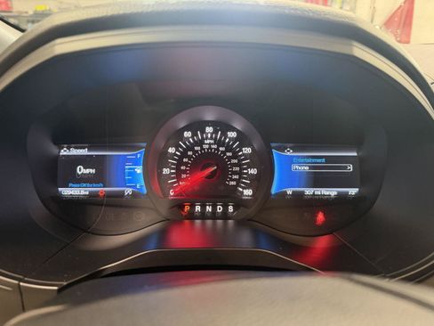 Used 2023 Ford Edge ST AWD/4WD image 16