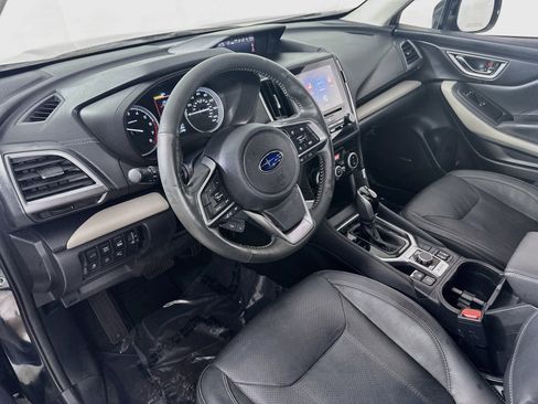 Used 2023 Subaru Forester Limited AWD/4WD image 9