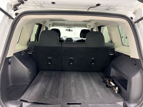 Used 2015 Jeep Patriot Sport w/ Tire & Wheel Group image 22