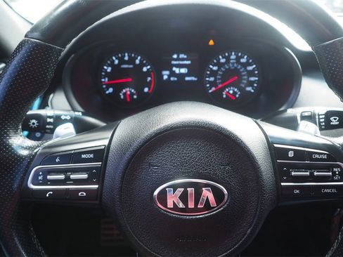 Used 2020 Kia Stinger GT-Line w/ Sun & Sound Package image 16