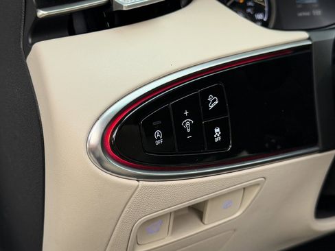 Used 2022 Genesis GV70 3.5T Sport w/ Sport Advanced Package image 27