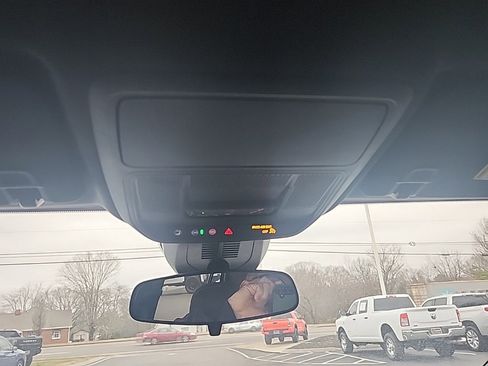 New 2025 GMC Terrain Elevation image 30