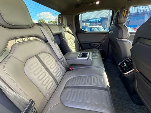 Used 2022 Rivian R1T Adventure image 33