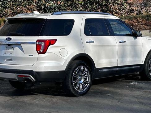 Used 2016 Ford Explorer Platinum image 5