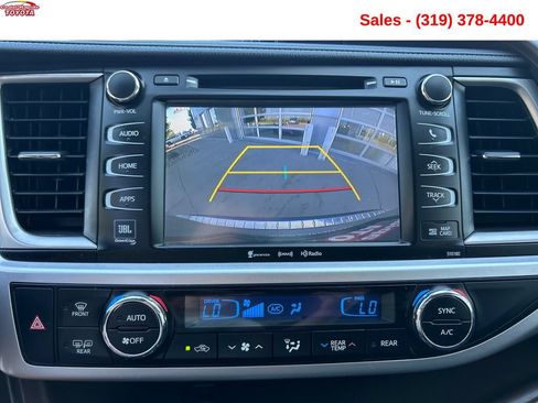 Used 2018 Toyota Highlander Limited w/ Protection Package #3 AWD/4WD image 17