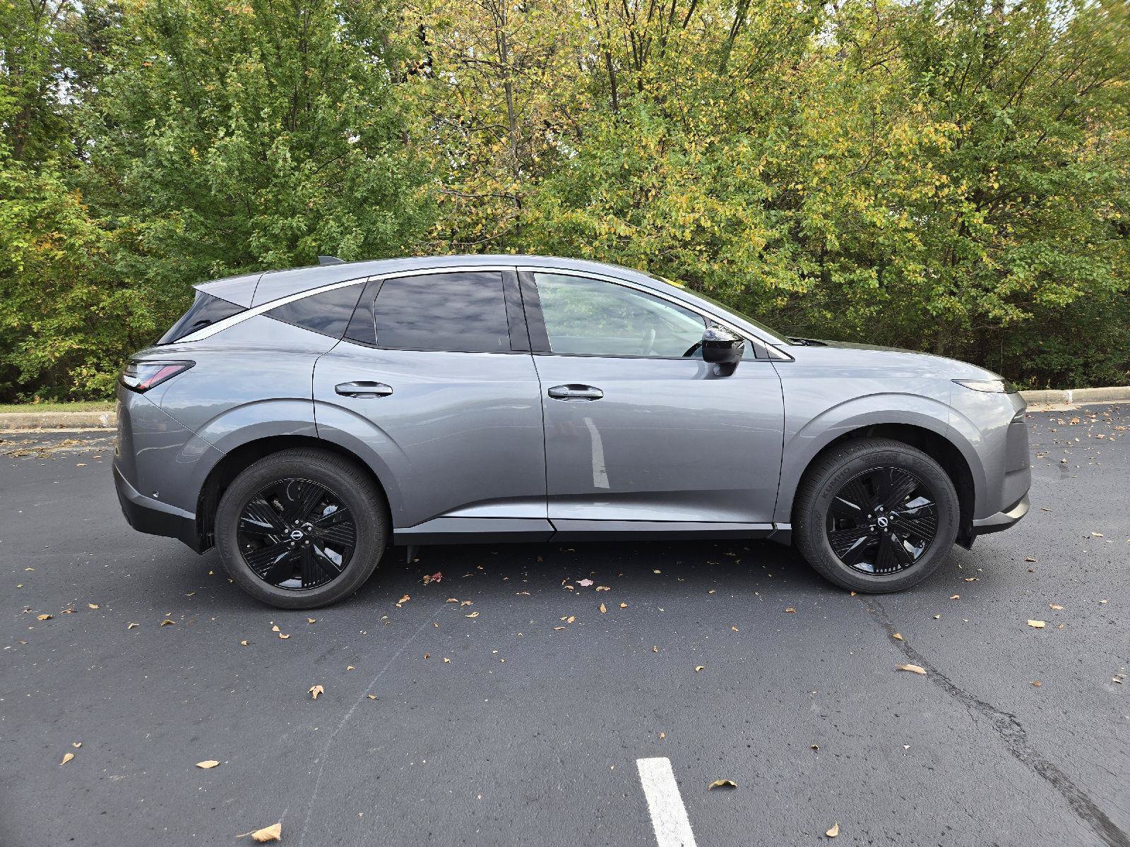 Certified 2025 Nissan Murano SV AWD/4WD image 2