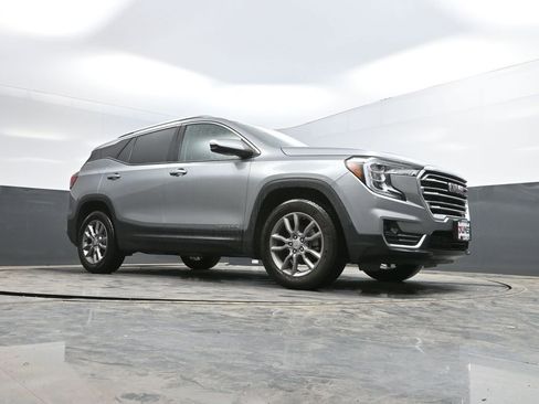 Used 2024 GMC Terrain SLT AWD/4WD image 19