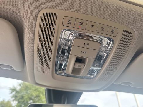 Used 2021 Mercedes-Benz GLB 250 image 26