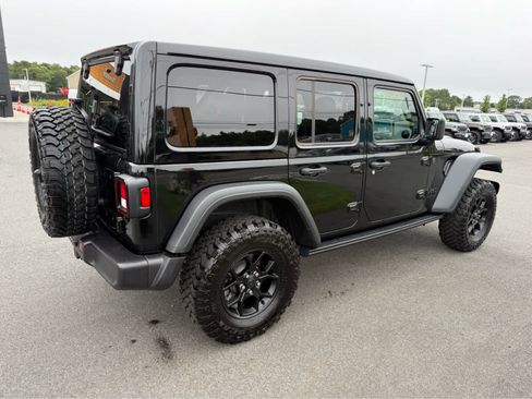 Used 2026 Jeep Wrangler Unlimited Sport AWD/4WD image 15