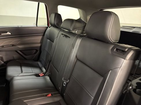 Certified 2023 Volkswagen Atlas SE FWD image 21