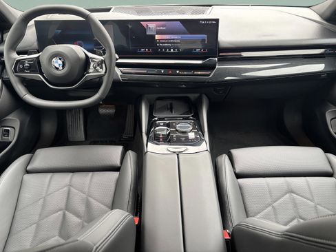 Used 2026 BMW 530i image 8