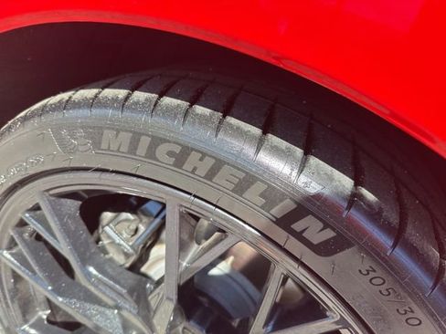 Used 2023 Chevrolet Corvette Stingray Preferred Cpe w/ Z51 Performance Package RWD image 10