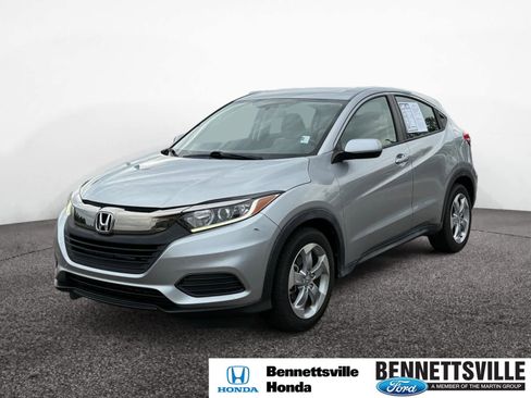 Used 2019 Honda HR-V LX image 1
