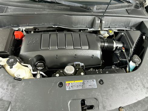 Used 2014 Chevrolet Traverse LS FWD image 33