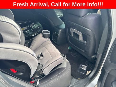 Used 2015 Dodge Charger SXT RWD image 17
