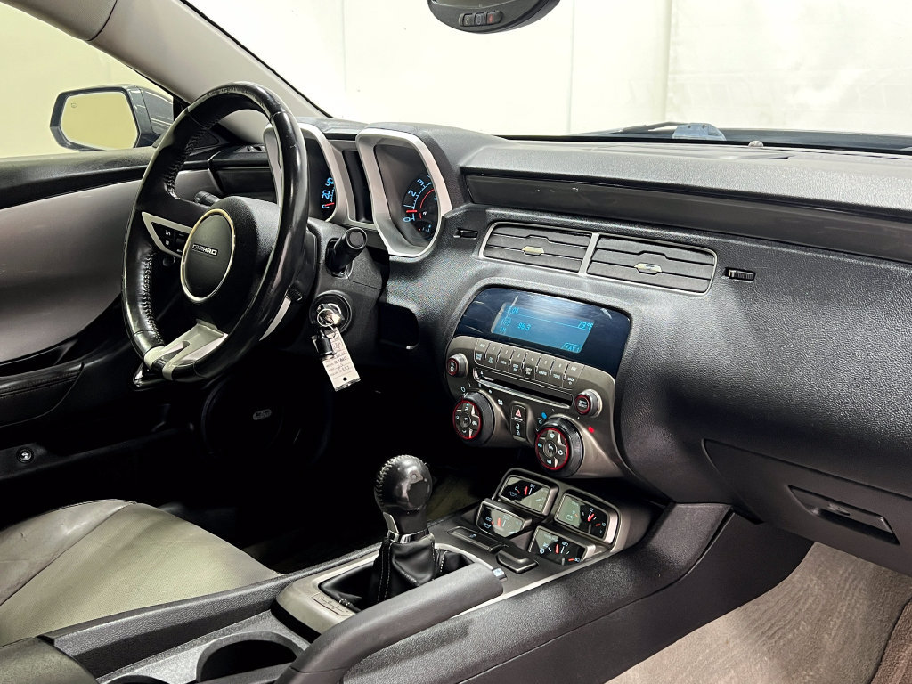 Used 2010 Chevrolet Camaro SS w/ RS Package RWD image 16