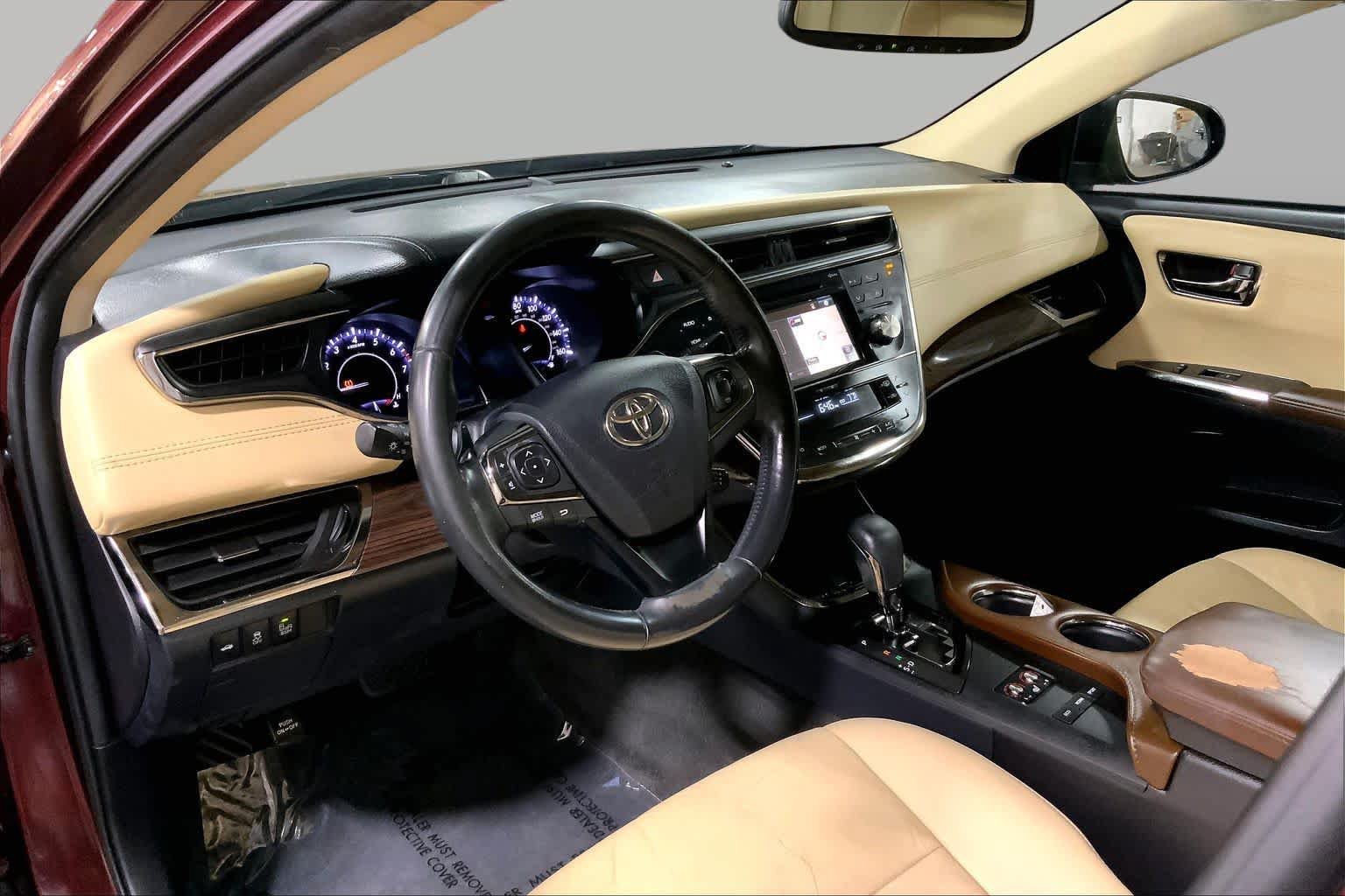 Used 2015 Toyota Avalon XLE Touring FWD image 35