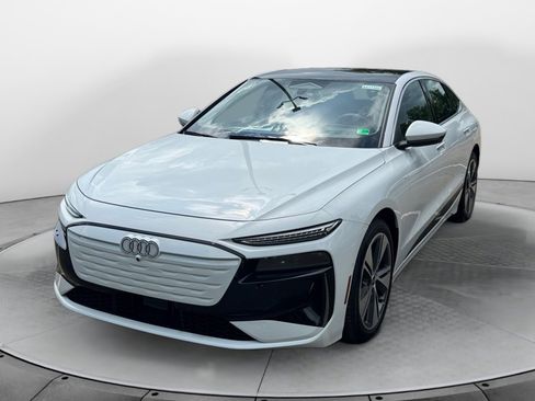 New 2025 Audi A6 e-tron Premium Plus image 3