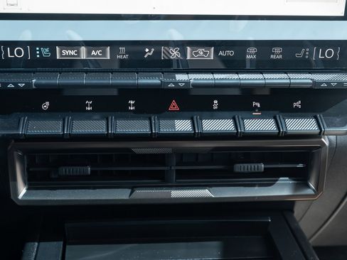 New 2024 GMC Hummer EV 3X w/ Omega Edition image 29