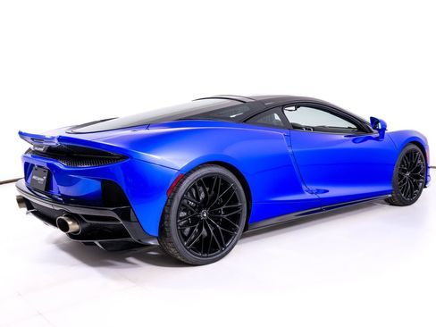 Used 2023 McLaren GT RWD image 5