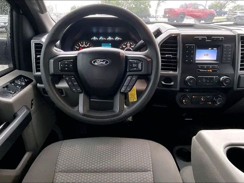 Used 2018 Ford F150 XLT RWD image 5