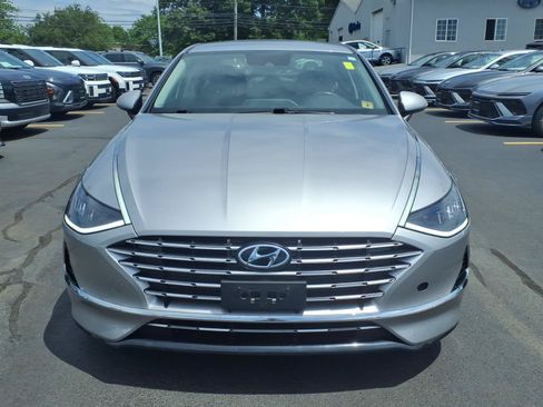 Used 2022 Hyundai Sonata SEL w/ Cargo Package FWD image 2