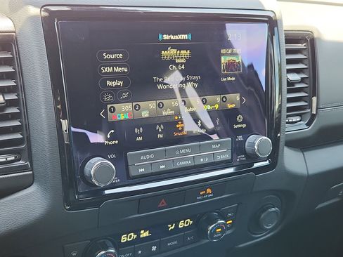 Used 2022 Nissan Frontier PRO-4X w/ Pro-4X Premium Package AWD/4WD image 24