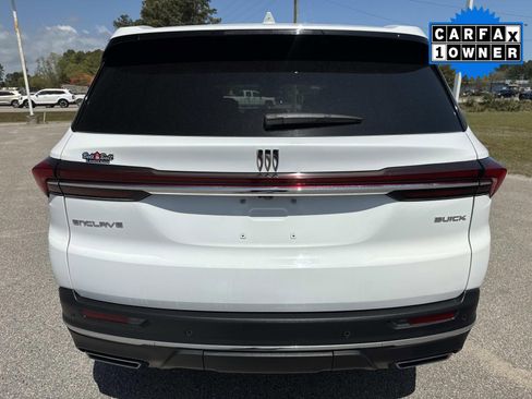 Used 2025 Buick Enclave Preferred image 5