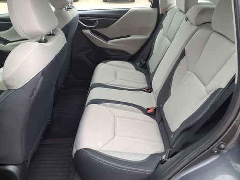 Used 2022 Subaru Forester AWD/4WD image 11