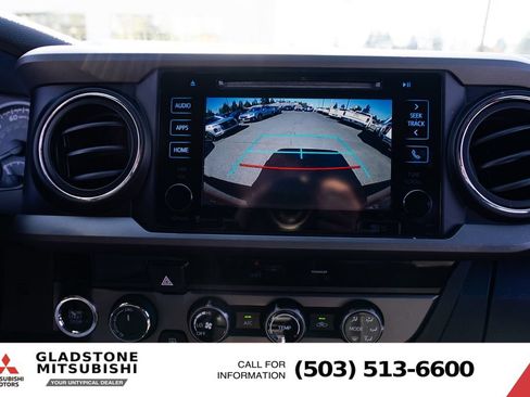 Used 2017 Toyota Tacoma TRD Off-Road w/ Tow Package AWD/4WD image 17