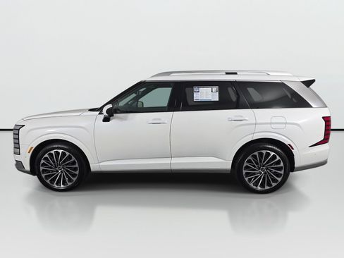 Used 2026 Hyundai Palisade Calligraphy AWD/4WD image 2