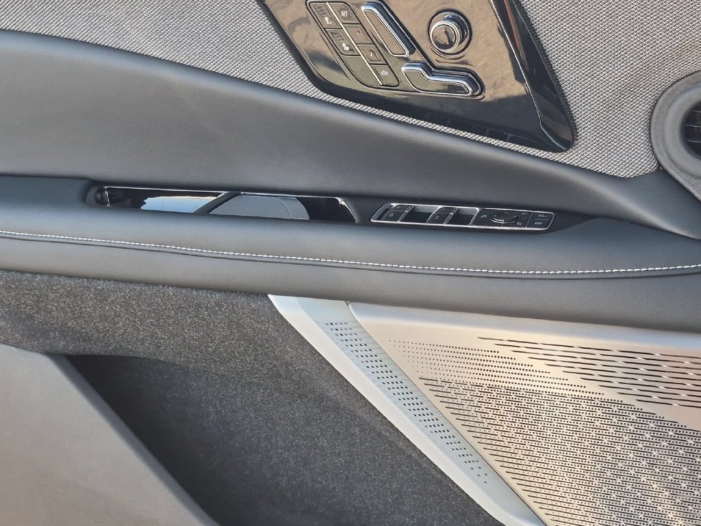 Used 2026 Cadillac Optiq Sport 1 RWD image 15