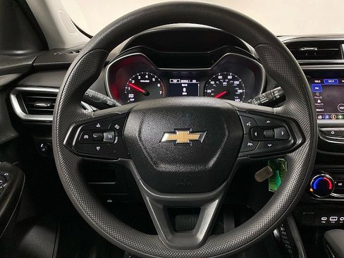 Used 2023 Chevrolet TrailBlazer LS image 17