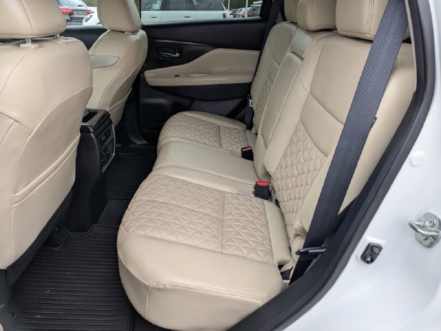 Used 2023 Nissan Murano Platinum w/ Cargo Package FWD image 26