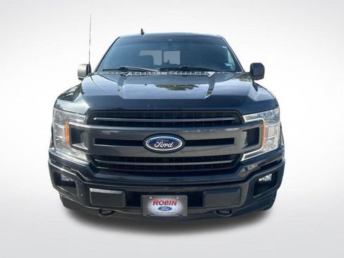 Used 2019 Ford F150 XLT w/ Equipment Group 302A Luxury AWD/4WD image 8