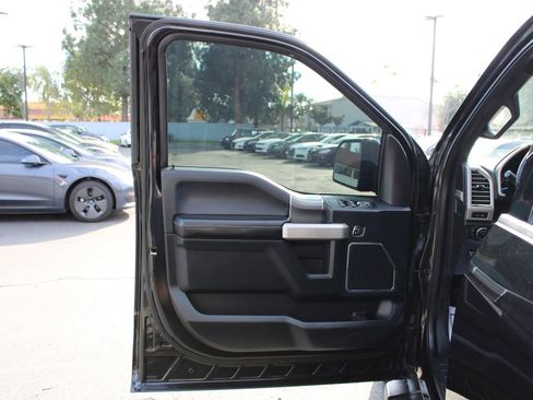 Used 2015 Ford F150 Lariat image 18