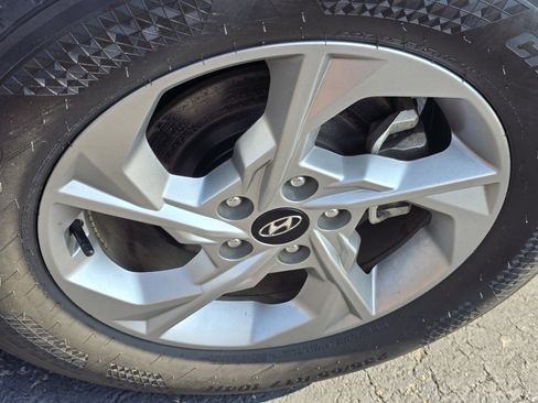 Used 2023 Hyundai Tucson SE AWD/4WD image 24