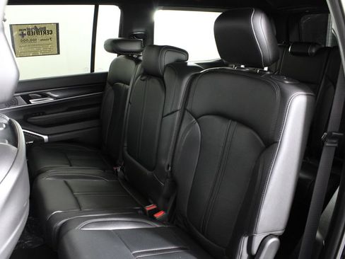 Used 2024 Jeep Wagoneer 2WD w/ Premium Group I image 21