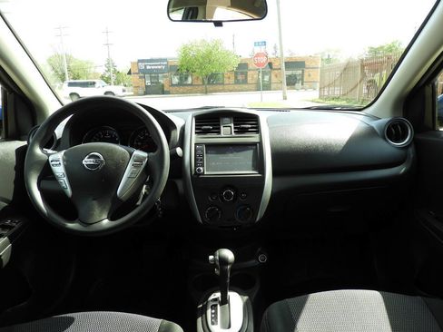 Used 2019 Nissan Versa SV FWD image 17