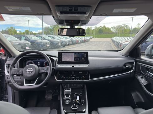 Certified 2024 Nissan Rogue SL w/ SL Premium Package AWD/4WD image 28