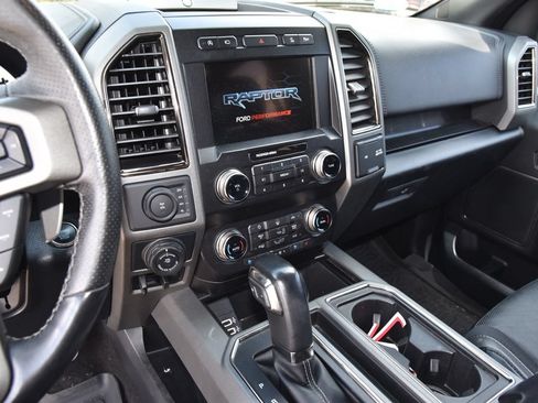 Used 2019 Ford F150 Raptor w/ Equipment Group 802A Luxury AWD/4WD image 8