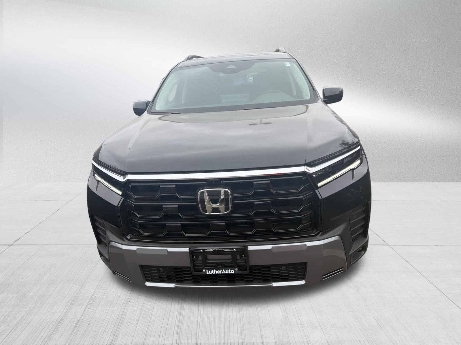 Used 2026 Honda Pilot Elite image 2