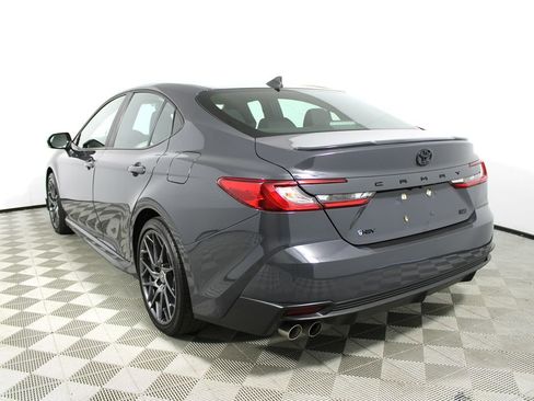 Used 2025 Toyota Camry SE FWD image 30