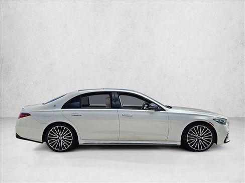 Used 2023 Mercedes-Benz S 500 4MATIC image 4