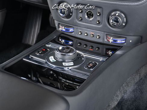 Used 2017 Rolls-Royce Wraith image 49