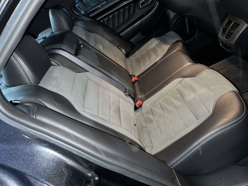 Certified 2018 Ford Taurus SHO w/ Driver Assist Package image 25